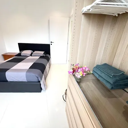 Eze, Beaches Apartment