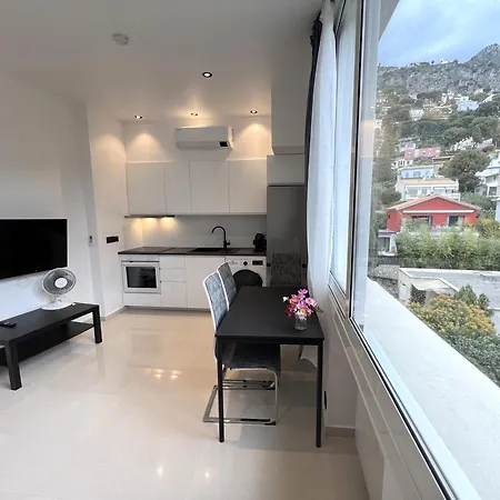 Eze, Beaches Apartment *